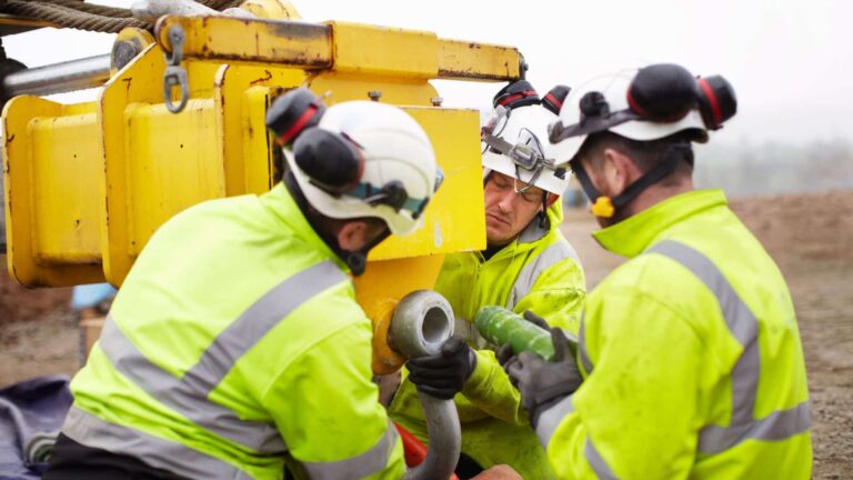 6 Benefits of Hydro Digging in Your Next Project